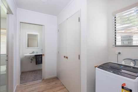 Photo of property in 71 Gillespie Place, Acacia Bay, Taupo, 3385