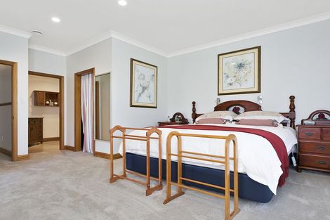 Photo of property in 19 Cowley Drive, Leamington, Cambridge, 3432