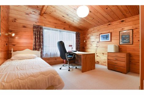 Photo of property in 14 Mark Place, Lynmore, Rotorua, 3010