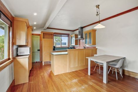 Photo of property in 14 Mclean Street, Strandon, New Plymouth, 4312