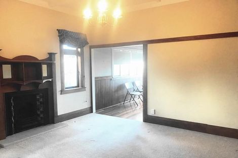 Photo of property in 8 Rogan Street, Mount Roskill, Auckland, 1041