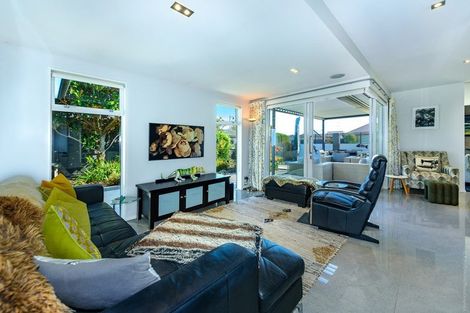 Photo of property in 19 Old Red Barn Road, Halswell, Christchurch, 8025