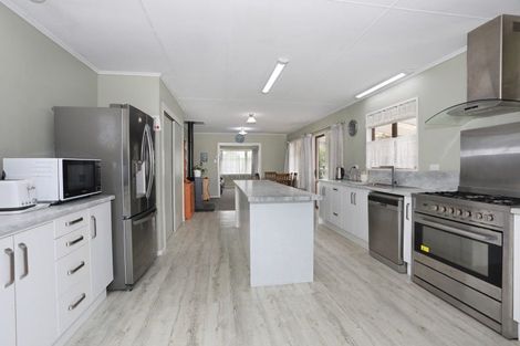 Photo of property in 35 Churchill Avenue, Feilding, 4702