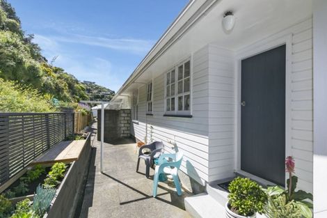 Photo of property in Regency Flats, 6/29-45 Miramar North Road, Miramar, Wellington, 6022