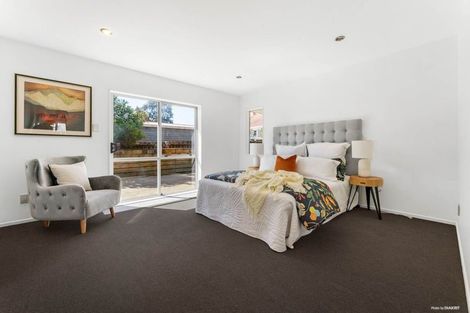 Photo of property in 104a Flanshaw Road, Te Atatu South, Auckland, 0610