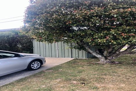 Photo of property in 199 Chivalry Road, Glenfield, Auckland, 0629