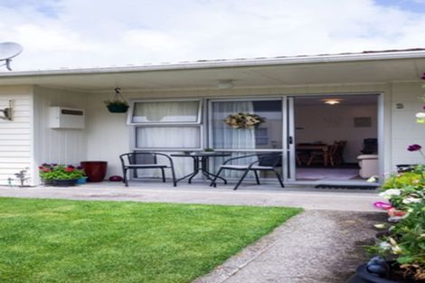 Photo of property in 232/3a Carrington Street, Vogeltown, New Plymouth, 4310