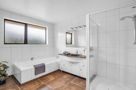 Photo of property in 107 High Street, Oxford, 7430