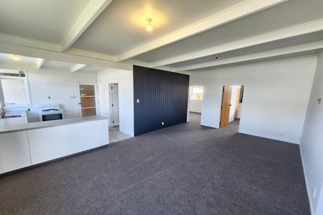 Photo of property in 6a Westhaven Grove, Takaro, Palmerston North, 4412