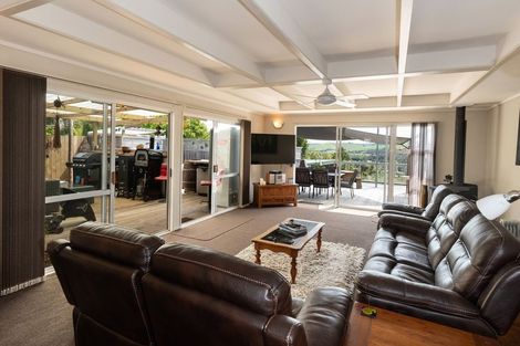 Photo of property in 10 Falls View Road, Haruru, 0204