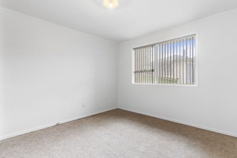 Photo of property in 44 Chislehurst Street, Henderson, Auckland, 0612