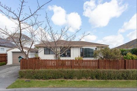 Photo of property in 2/15 Orkney Street, Strowan, Christchurch, 8052