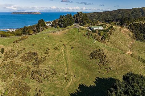 Photo of property in 68-76 The Track, Plimmerton, Porirua, 5026