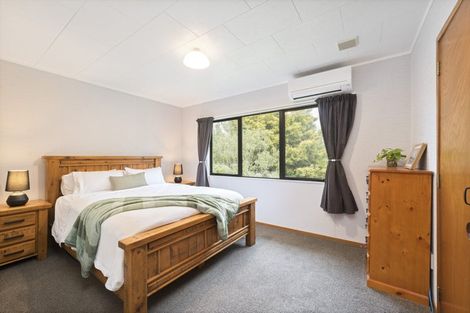 Photo of property in 50 Rhinevale Close, Henderson, Auckland, 0612