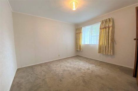 Photo of property in 41 Priestley Drive, Bucklands Beach, Auckland, 2014