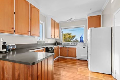 Photo of property in 9/1 Wilton Street, Westown, New Plymouth, 4310