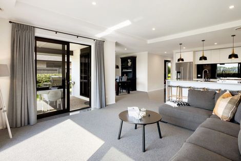 Photo of property in 32 Helen June Avenue, Flagstaff, Hamilton, 3210