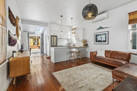 Photo of property in 63 Herald Street, Berhampore, Wellington, 6023