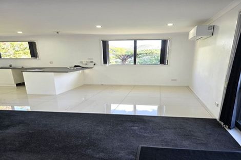 Photo of property in 69 Bleakhouse Road, Howick, Auckland, 2014