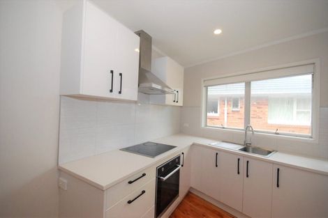 Photo of property in 2/21 Ferndale Road, Mount Wellington, Auckland, 1060