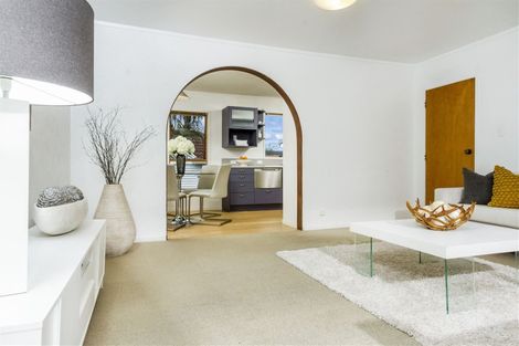 Photo of property in 2/57 Lake Road, Devonport, Auckland, 0624