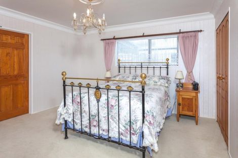 Photo of property in 8 Kauri Place, Tairua, 3508