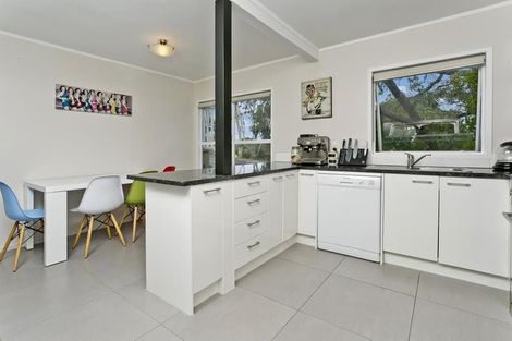 Photo of property in 1/55 Monarch Avenue, Hillcrest, Auckland, 0627