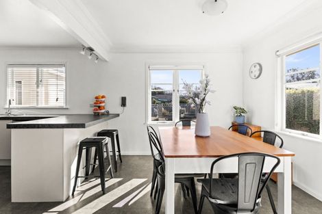 Photo of property in 61 King Street, Taradale, Napier, 4112