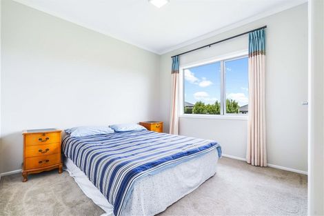 Photo of property in 35 Purser Crescent, Flagstaff, Hamilton, 3210