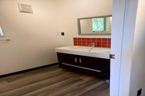 Photo of property in 35 Ticehurst Road, Lyttelton, 8082