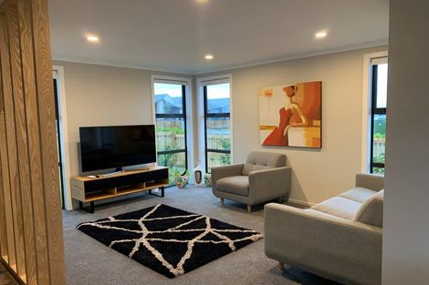 Photo of property in 1 Central Street, Papamoa, 3118