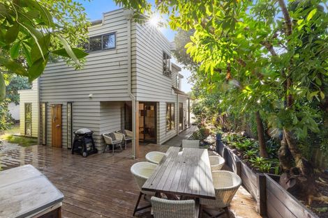 Photo of property in 314b Papamoa Beach Road, Papamoa Beach, Papamoa, 3118