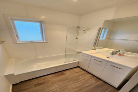 Photo of property in 41 Hill Crescent, Papakura, 2110