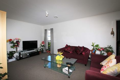 Photo of property in 3/65 Glendale Road, Glen Eden, Auckland, 0602