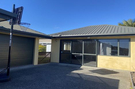 Photo of property in 14 Baxter Place, Stoke, Nelson, 7011