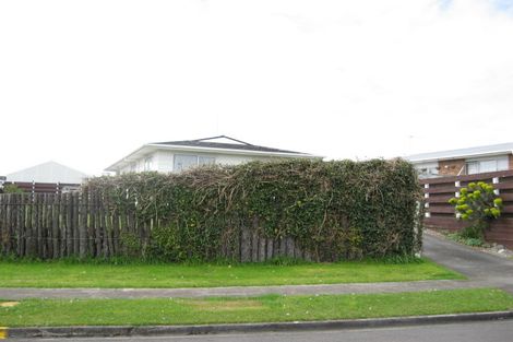 Photo of property in 18 Villa Place, Bell Block, New Plymouth, 4312