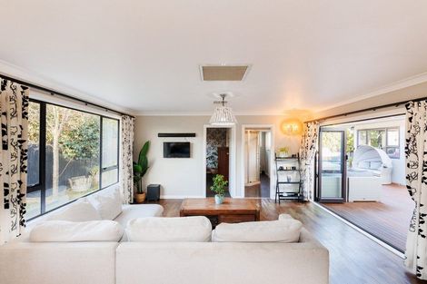 Photo of property in 74 College Street, Awapuni, Palmerston North, 4412