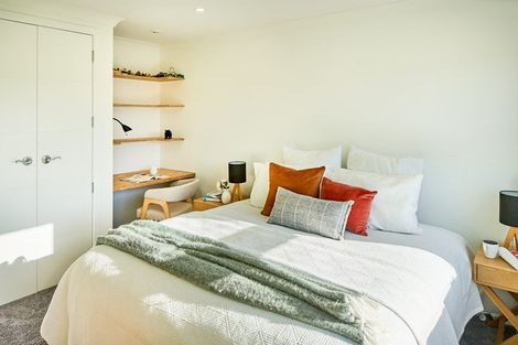 Photo of property in 4 Caughley Grove, Karori, Wellington, 6012