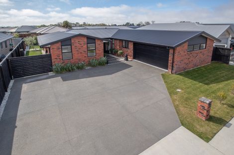 Photo of property in 24 Lilian Street, Kaiapoi, 7630