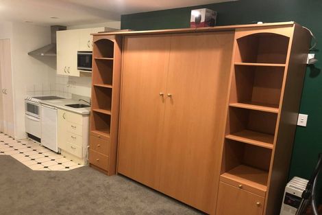 Photo of property in Terrace Heights Apartments, 4g/163 The Terrace, Wellington Central, Wellington, 6011