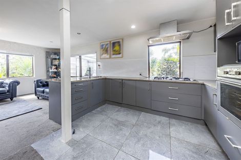 Photo of property in 2/33 Marr Road, Manurewa, Auckland, 2102