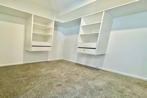 Photo of property in 8a Datura Place, Sunnynook, Auckland, 0620