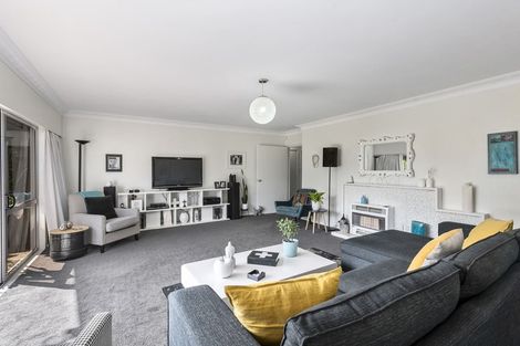 Photo of property in 7 Ngarara Road, Waikanae, 5036