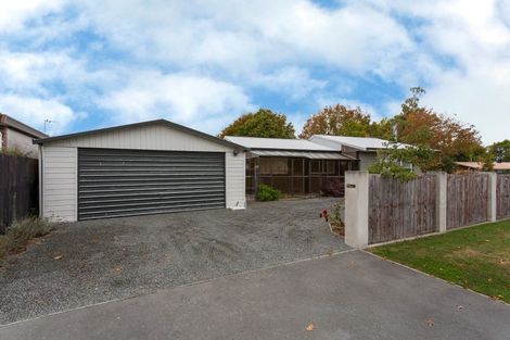 Photo of property in 28 Barnes Road, Redwood, Christchurch, 8051