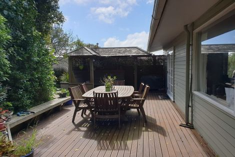 Photo of property in 8 Arapiko Street, Johnsonville, Wellington, 6037