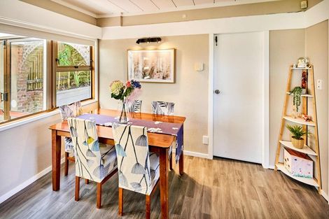 Photo of property in 33 Acacia Avenue, Maungaraki, Lower Hutt, 5010