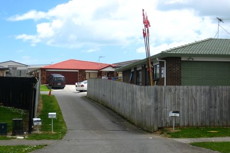 Photo of property in 60 Robert Ross Place, Clendon Park, Auckland, 2103