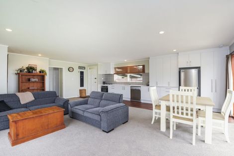 Photo of property in 83 Sunnyvale Road, Massey, Auckland, 0614
