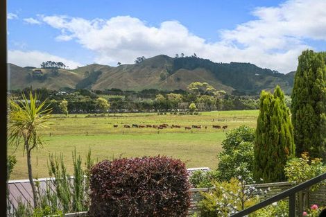 Photo of property in 6 Hanlen Avenue, Waihi Beach, 3611