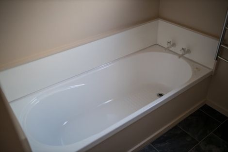 Photo of property in 12a Commodore Avenue, Flagstaff, Hamilton, 3210